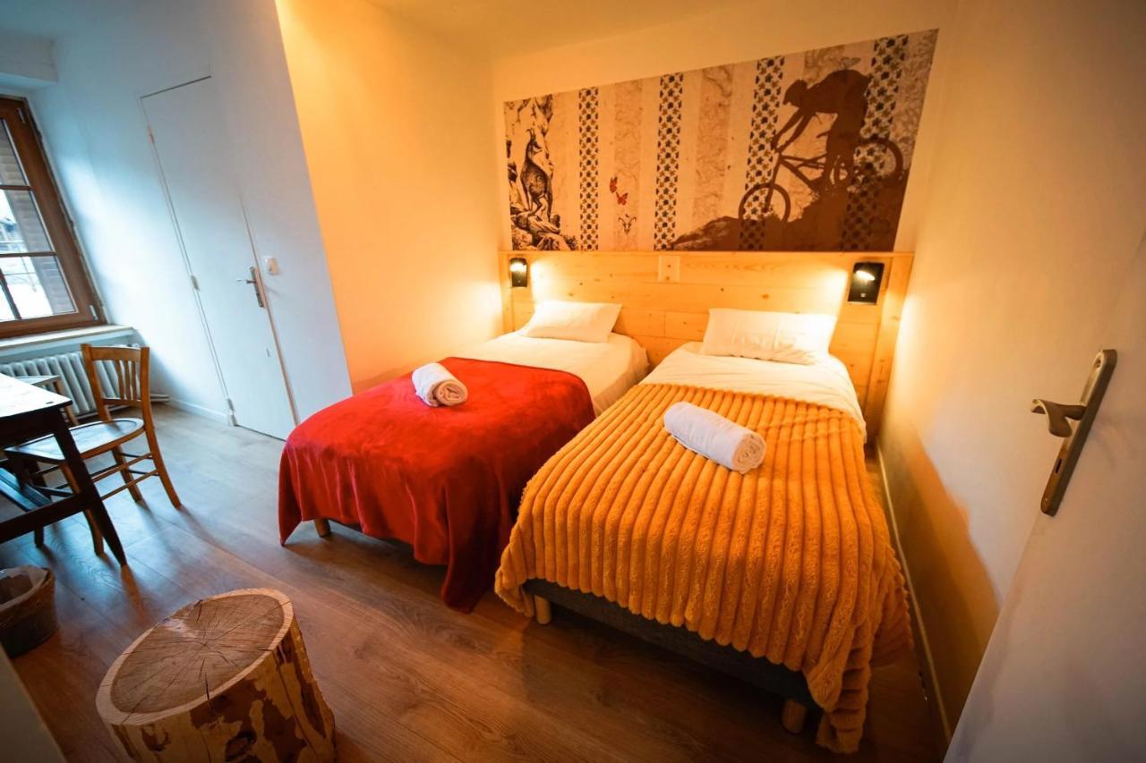 Le Petit Cerf Hotel Cervieres  Exterior photo
